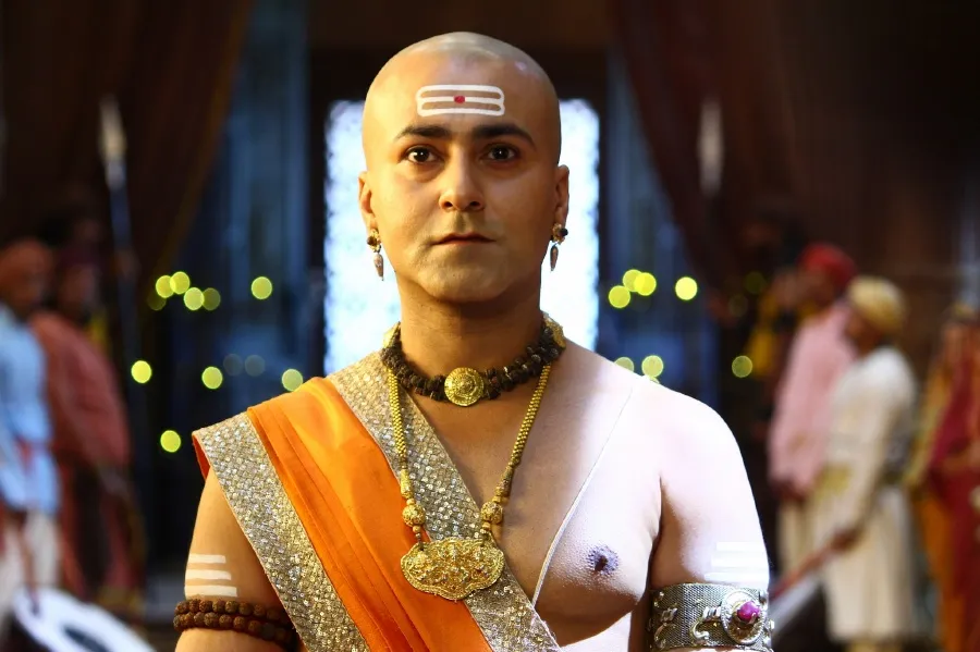 Krishna Bharadwaj as Rama in Tenali Rama