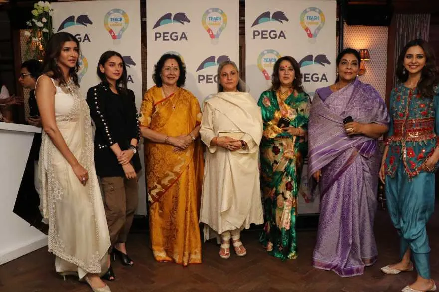 Lakshmi Manchu, Aditi Rao Hydari,Geeta Reddy, Jaya Bachan, Moon Moon Sen, Renuka Chaudhary and Rakul Preet SIngh