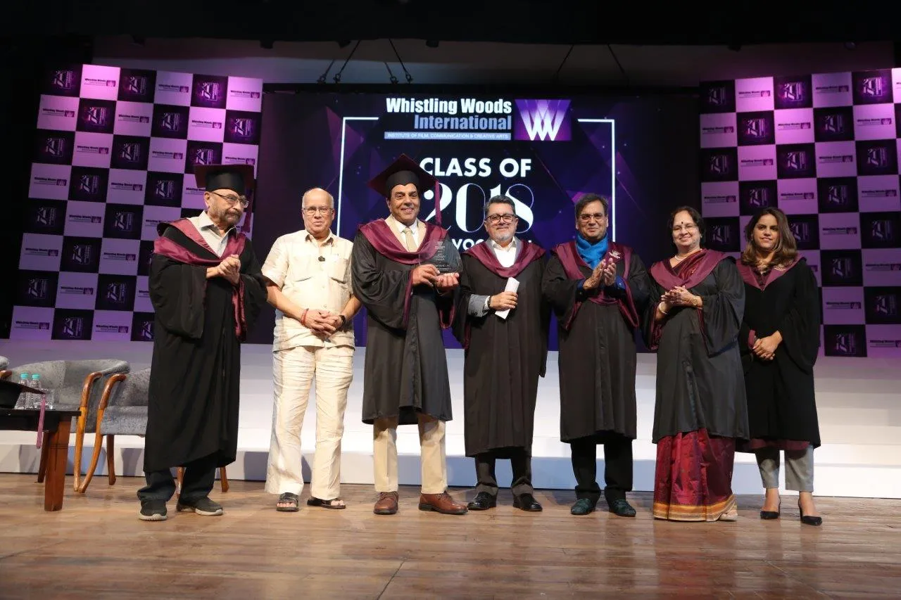 Govind Nihalani, Dharmendra, Vijay Singh, Subhash Ghai, Meghana Ghai Puri