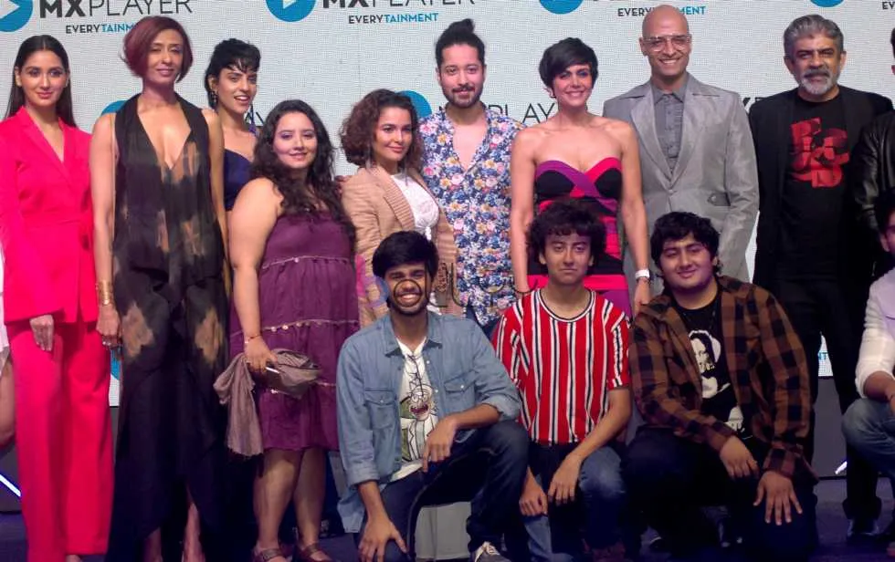 Mandira Bedi, Priyanka Talukdar And Cast Poses During MX Player Launch The 5MX Entertainment On One App Series 