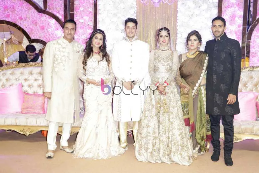 Mohamed Morani with Lucky Morani, Azhar Morani, Tanya Seth