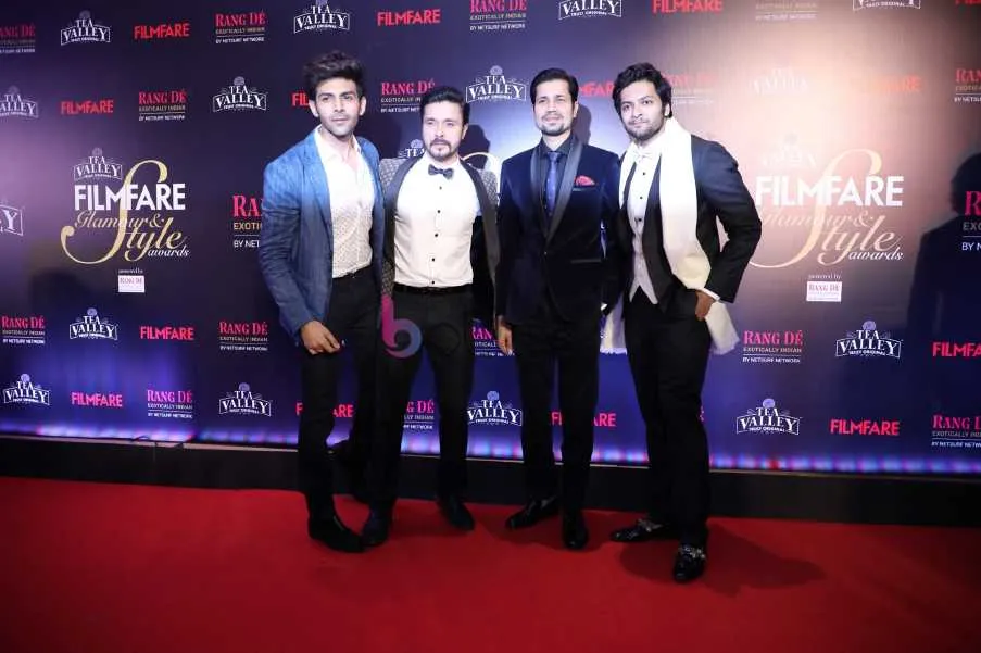 Kartik Aaryan, Darshan Kumar,Sumeet Vyas, AliFazal