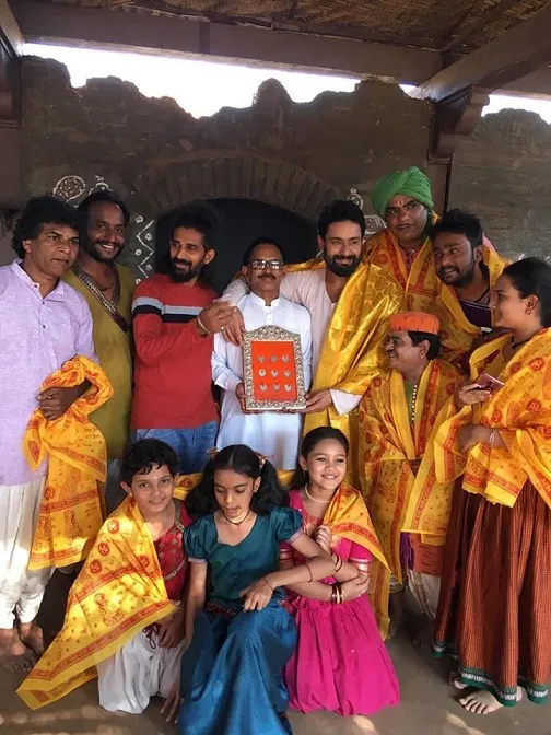 Mere Sai cast with Arun Gaikwad