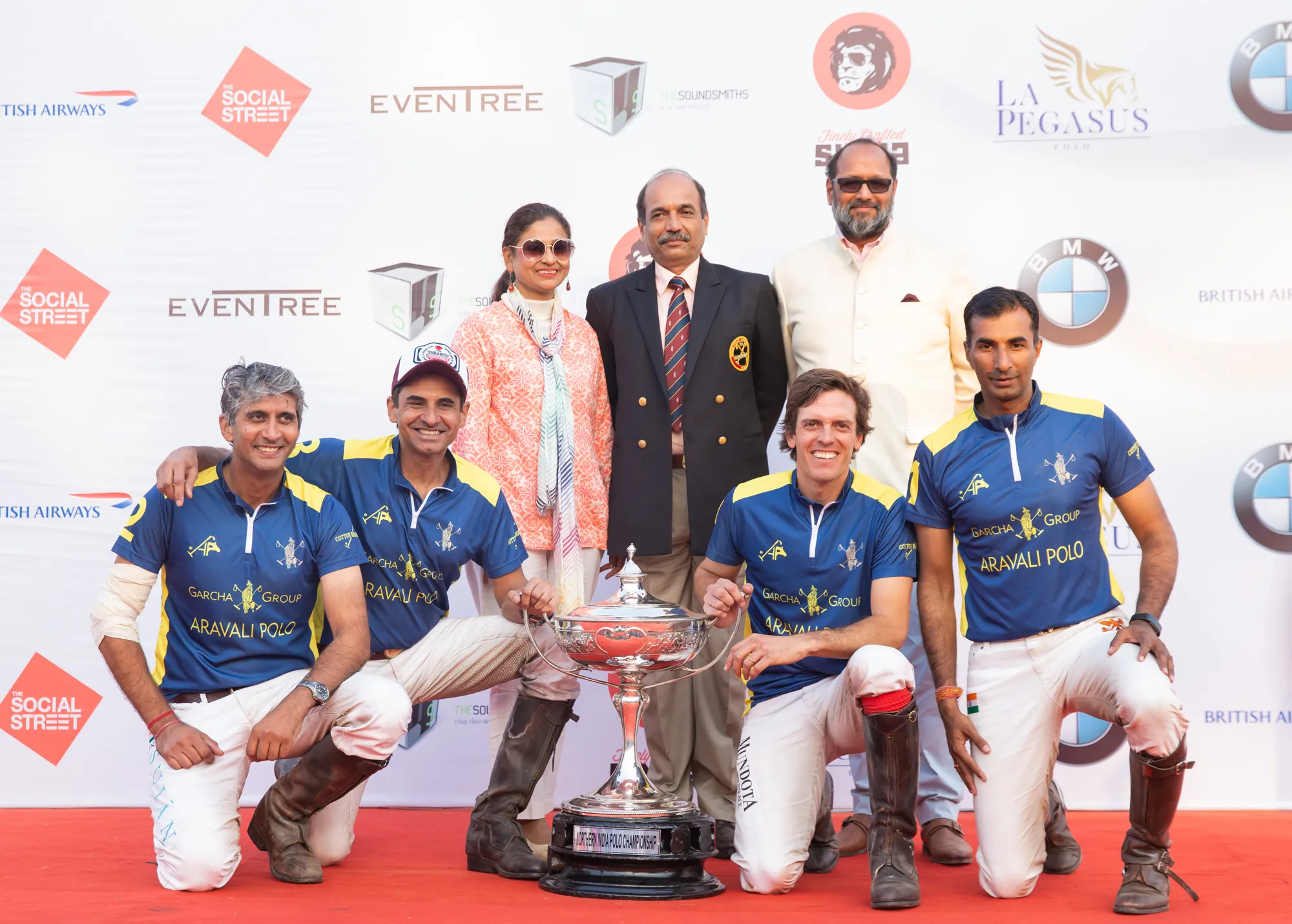 (Standing) Wife of Quarter Master General of the Indian Army Lt. Gen. Ashok Ambre; Quarter Master General of the Indian Army Lt. Gen. Ashok Ambre; Sanjay Jindal, Founder/Patron Ess Jay Pegasus Sports Foundation (Sitting) – Angad Kalaan, Satinder Garcha, Manuel Llorente and Col. Ravi Rathore
