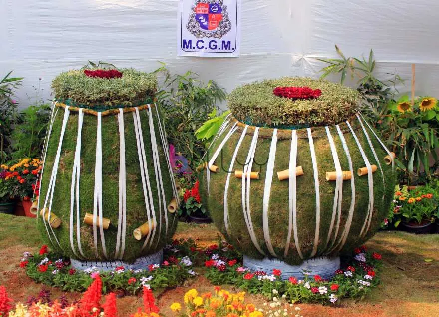 Tabla Made From Flowers