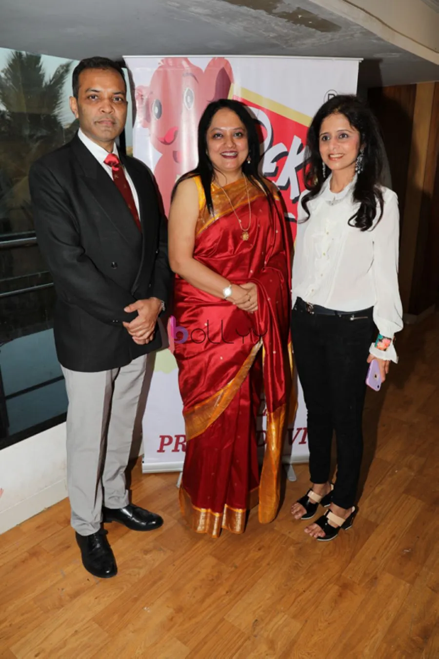 Mr. colonel Suman Dutta, Mrs. Dutta, Darshini Shah
