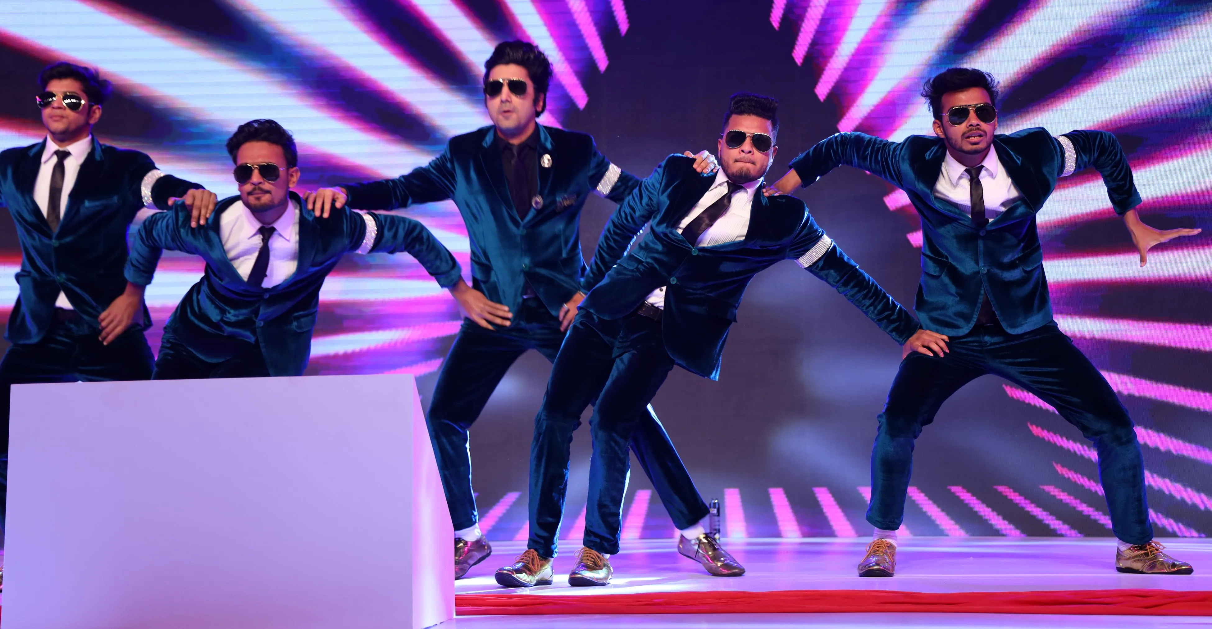 A Dance act during the final of Behtar India Campaign
