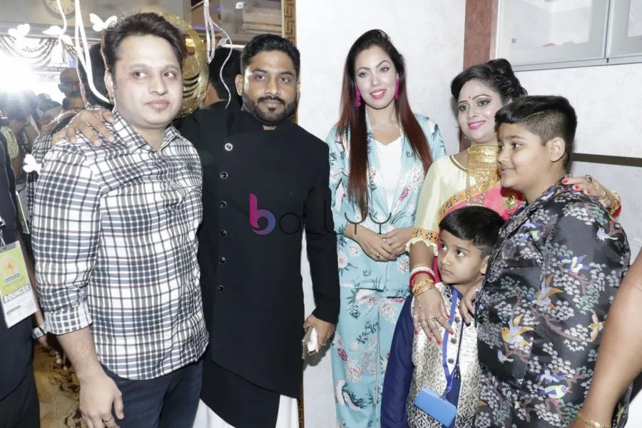 DJ  Shalish Sharma, Munmun Dutta