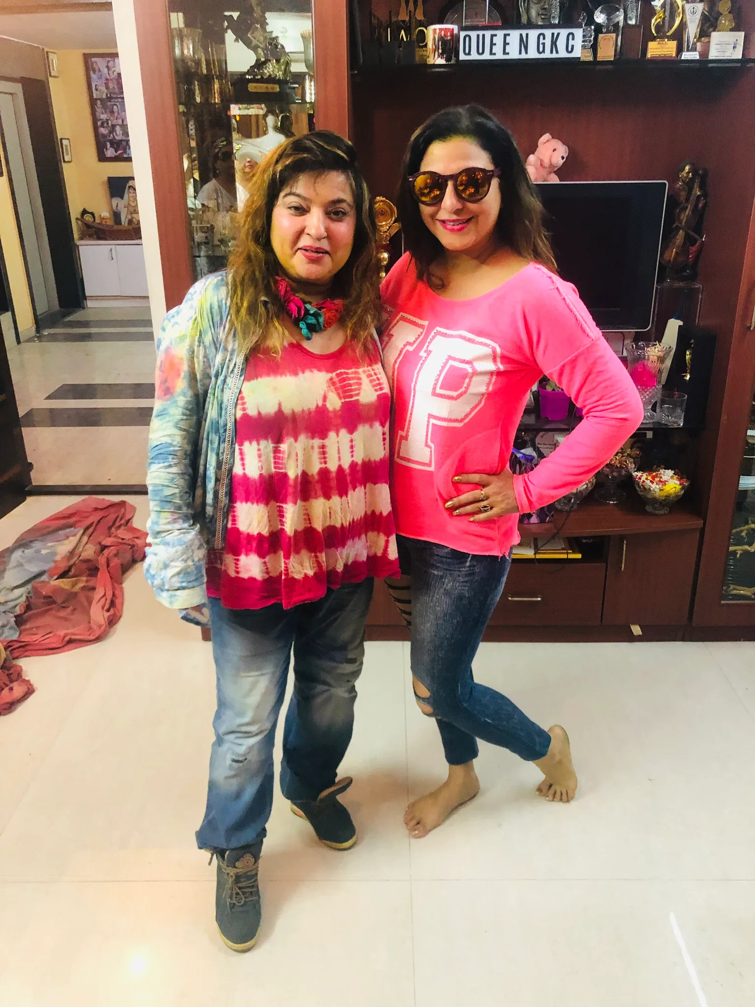 Dolly Bindra Celebrating Holi with Gurpreet Kaur Chadha