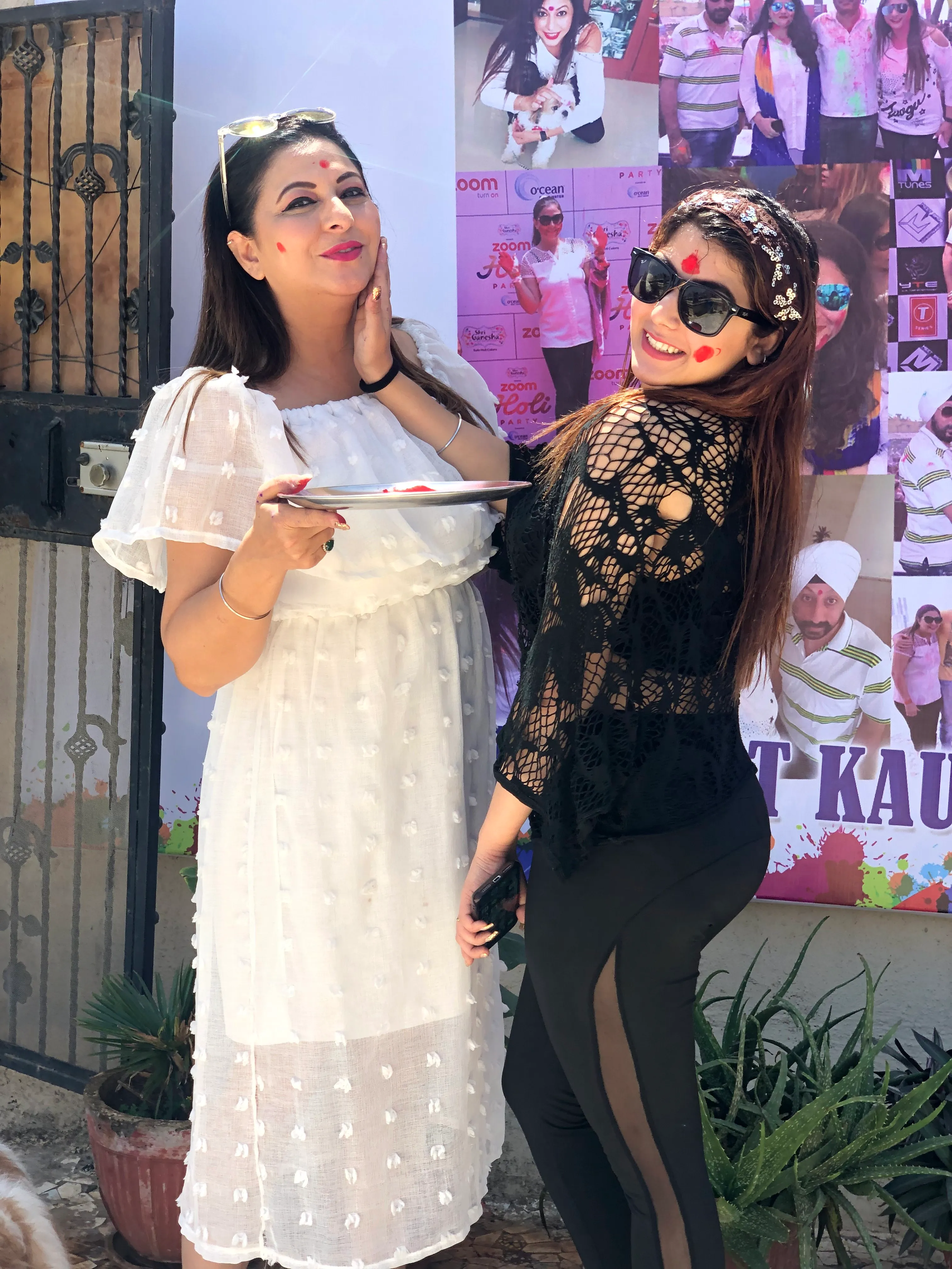 Gurpreet Kaur Chadha Celebrating Holi with Daughter Ananya Chadha 