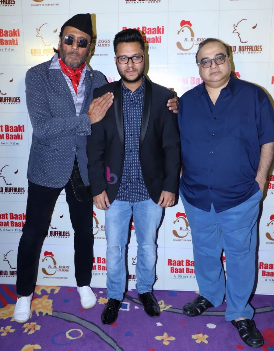 Jackie Shroff , Divyansh Pandit and Raj Kumar Santoshi 