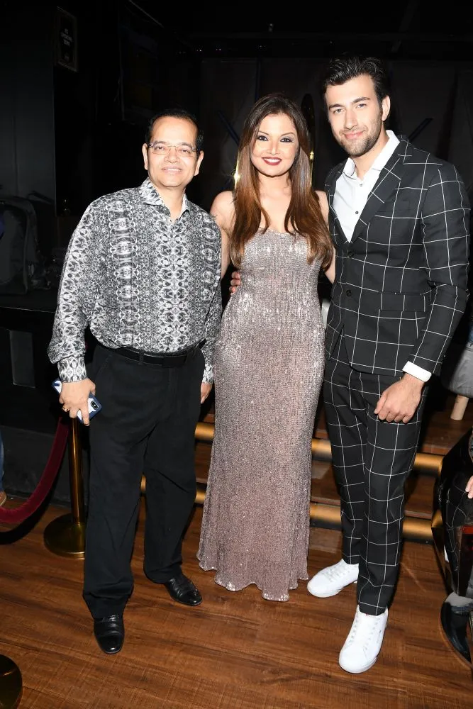  Champak Jain with Deepshikha Nagpal and Rohed Khan