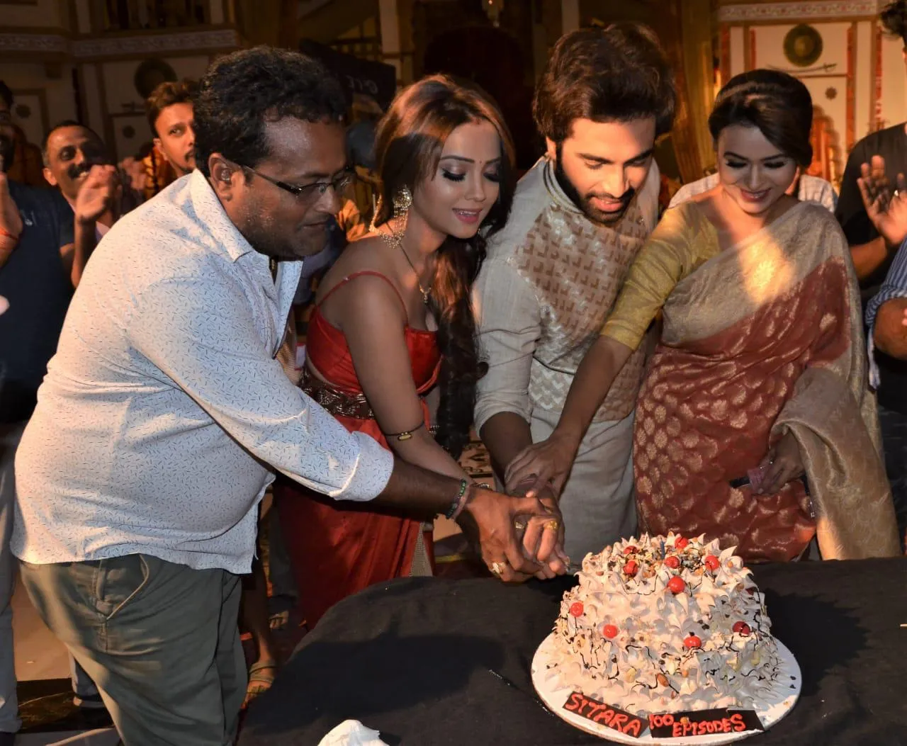 Adaa Khan ,Arhaan Bhell and Shital Thakkar