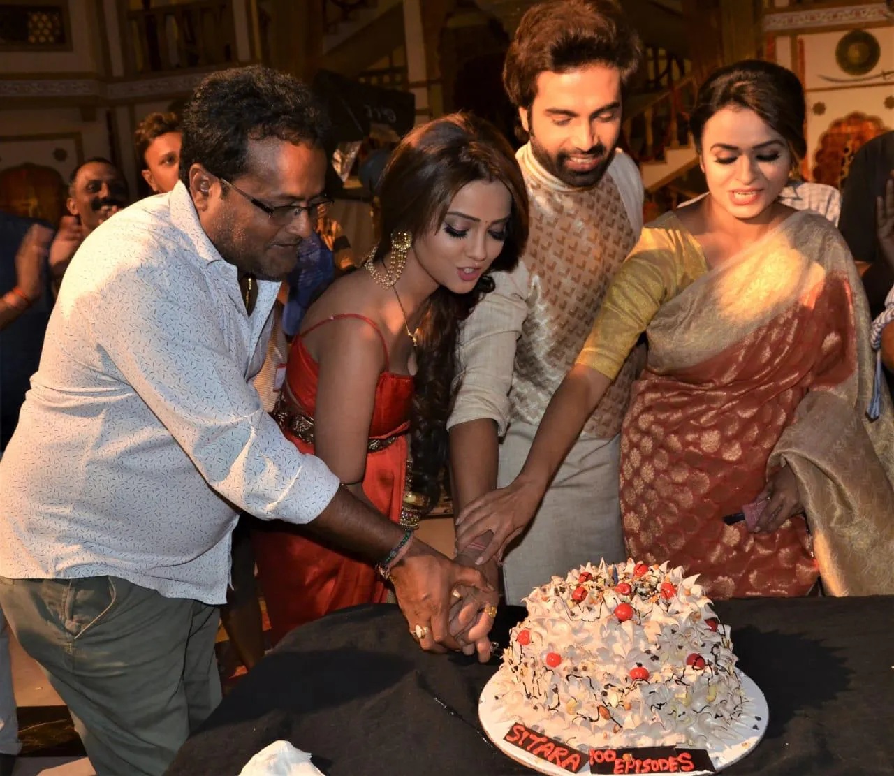 Adaa Khan ,Arhaan Bhell and Shital Thakkar