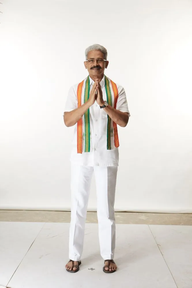 Atul Kulkarni as Amey Rao Gaikwad in Hotstar Specials' upcoming show, City Of Dreams, starting 3rd May, 2019_compressed