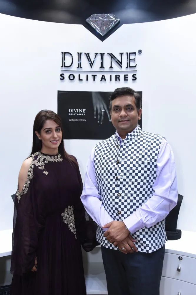 Mr.Jignesh Mehta, M.D,Divine Solitaires with Dipika Kakar