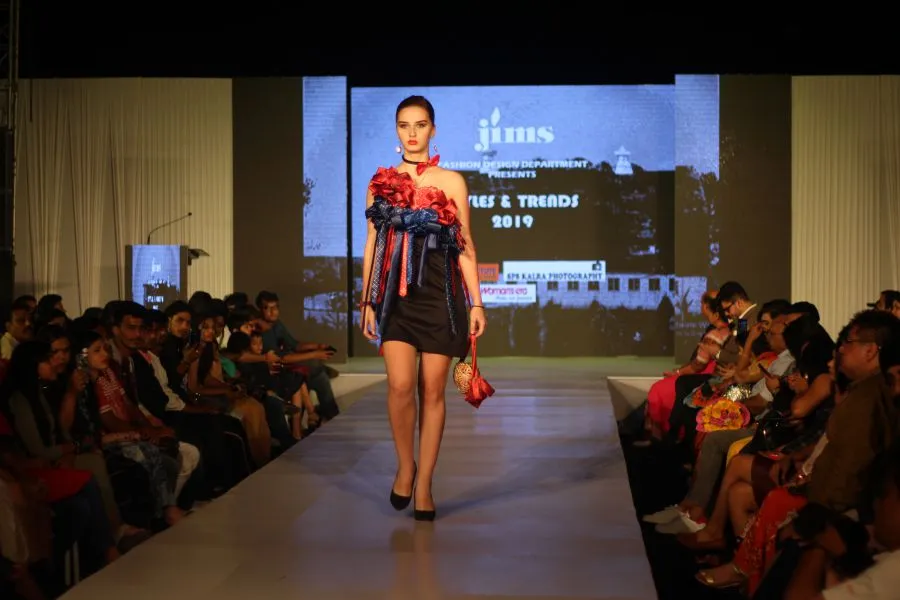 Fashion Show “Styles And Trends 2019”
