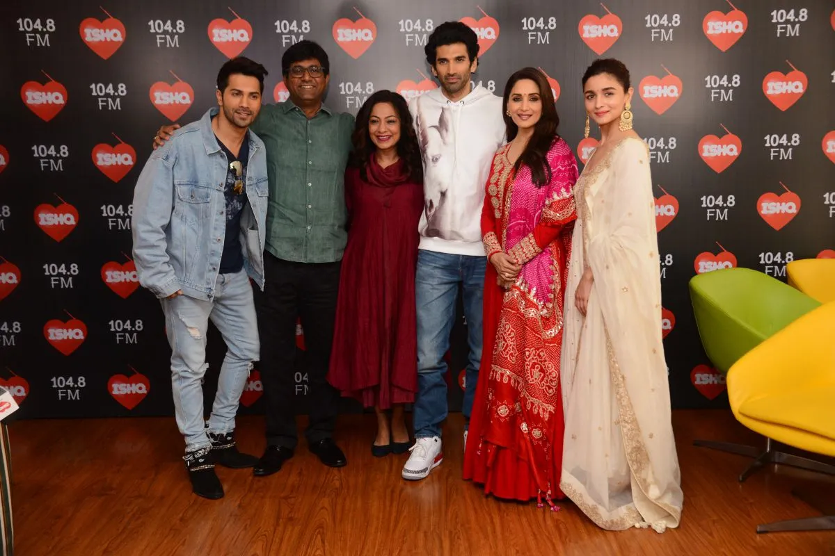 Varun Dhawan, Jaggu & Tarana, Aditya Roy Kapur, Madhuri Dixit and Alia Bhatt 