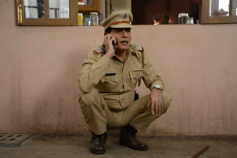 Vibhuti as Dabang police