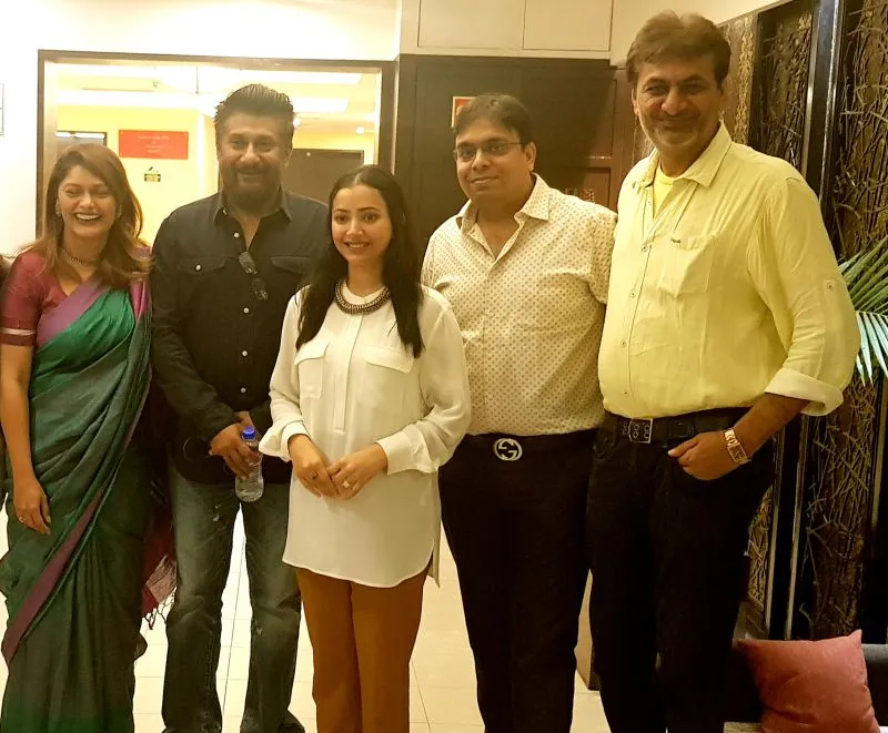 Pallavi Joshi, Vivek Agnihotri, Shweta Basu, Pranay Chokshi & Haresh Patel