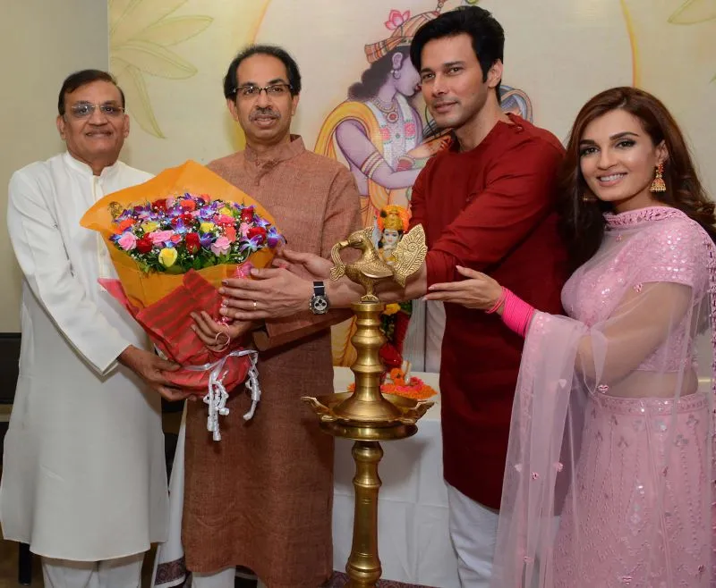 Rajkumar Dhoot, Uddhav Thackeray, Rajneesh Duggal, Shiny Doshi