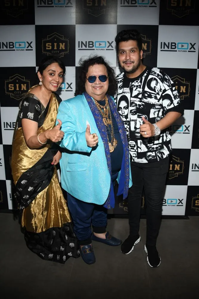 Anuradha Palakurthi, Bappi Lahiri, with Bappa Lahiri