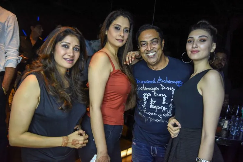 Vindu Dara Singh with Vandana Jain and Friends