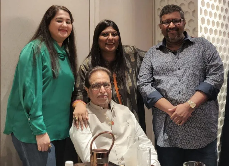 Hridaynath Mangeshkar with Krishna Mangeshkar (left), Anusha Srinivasan Iyer and Aditnath Mangeshkar