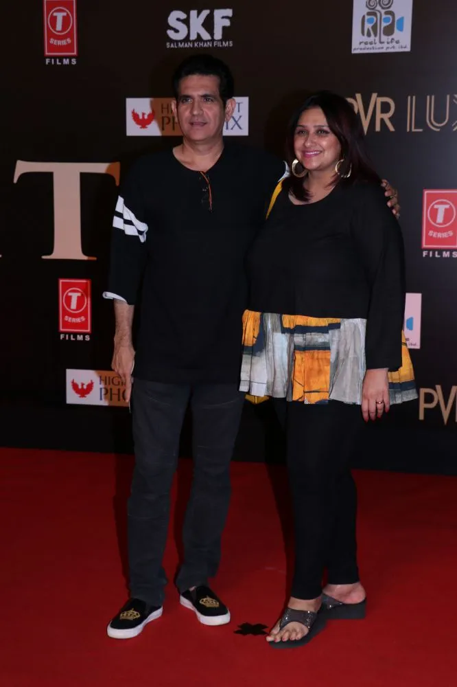 Omung Kumar with wife