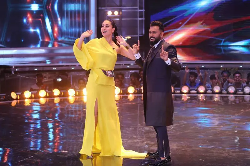 Judges Kareena Kapoor Khan and Bosco grooving to iconic song Mauja Hi Mauja on sets of Dance India Dance