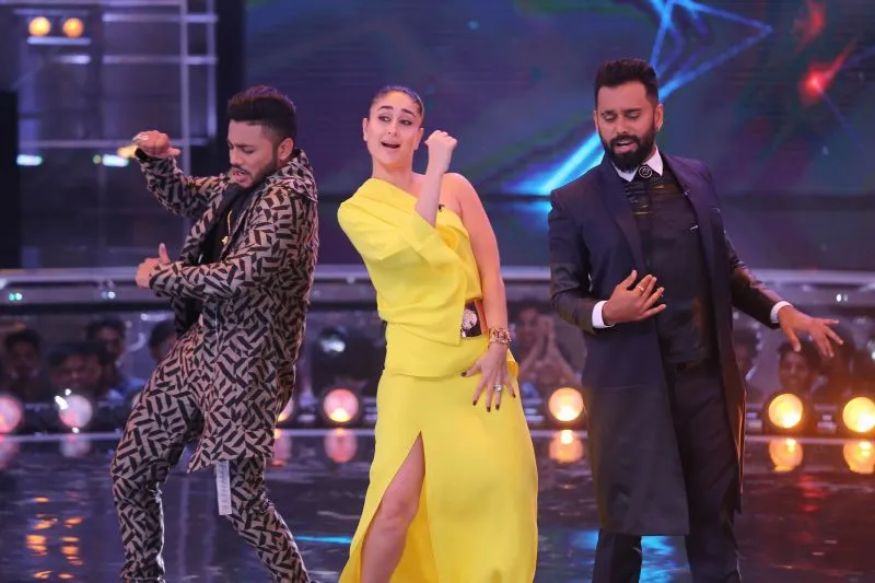 Judges Raftaar,Kareena Kapoor Khan and Bosco grooving to iconic song Mauja Hi Mauja on sets of Dance India Dance