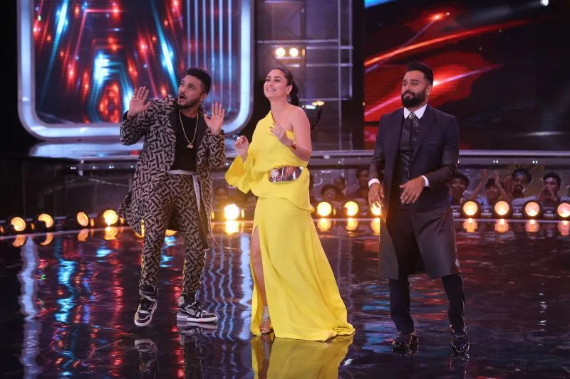 Judges Raftaar,Kareena Kapoor Khan and Bosco grooving to iconic song Mauja Hi Mauja on sets of Dance India Dance