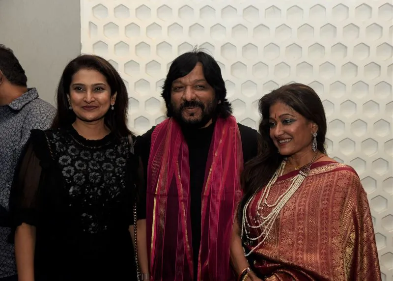 Lalitya Munshaw, Roopkumar Rathod and Sunali Rathod 