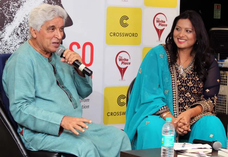 Javed Akhtar, Irs Sonal Sonkavde