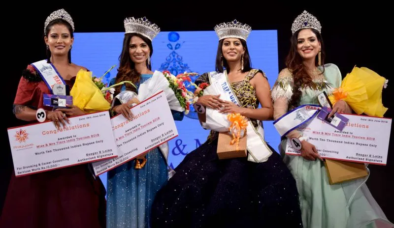 Sarika Dutt, Mayuri Londe, Archana Songire & Abha Bhagat