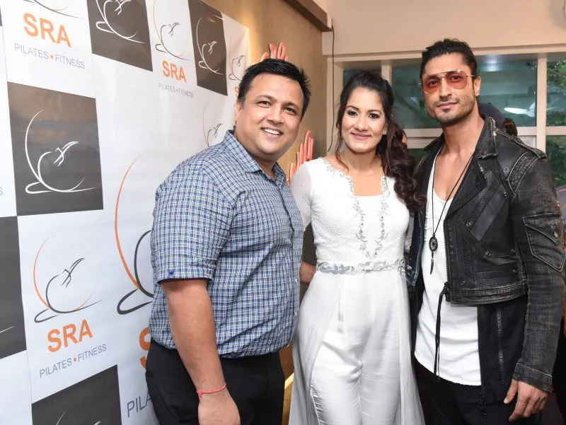 Rahul Aggarwal, Sunita Aggarwal, Vidyut Jammwal