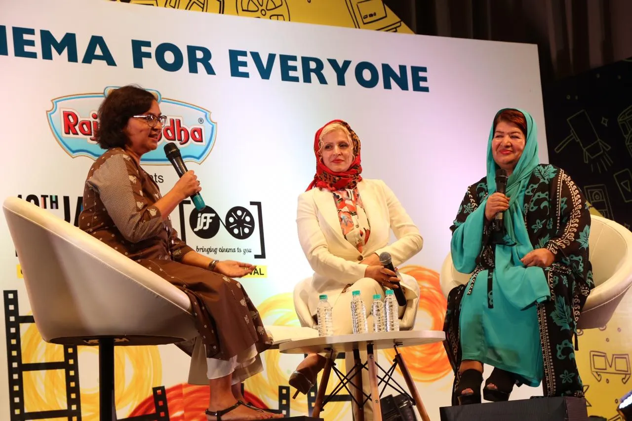 Udita Jhunjhunwala, Leila and Pouran Derakhshandeh