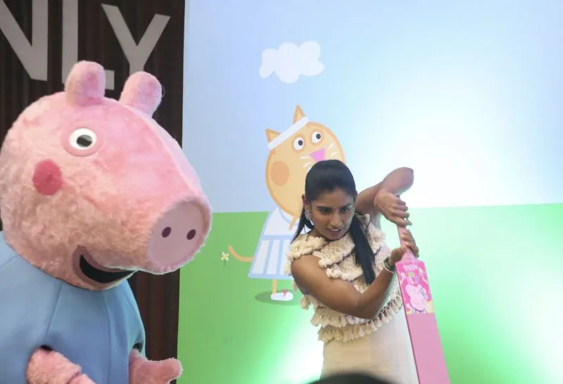 Mithali Raj at Peppa Plays Cricket Grand Finale Event with Peppa Pig and Geogre 