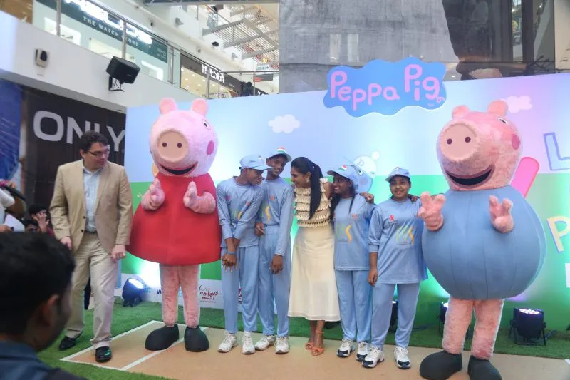 Mithali Raj at Peppa Plays Cricket Grand Finale Event with Peppa Pig and Geogre 