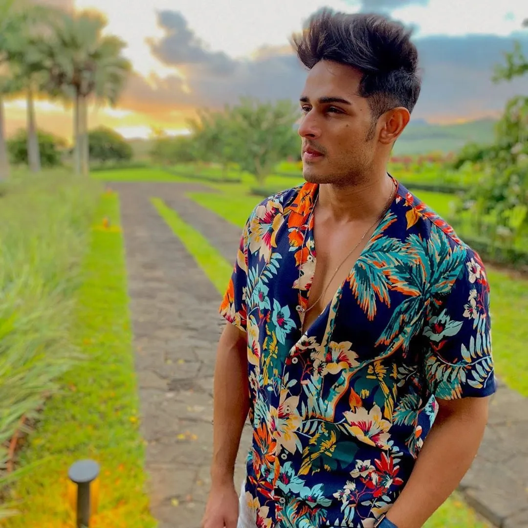 Priyank Sharma (2)