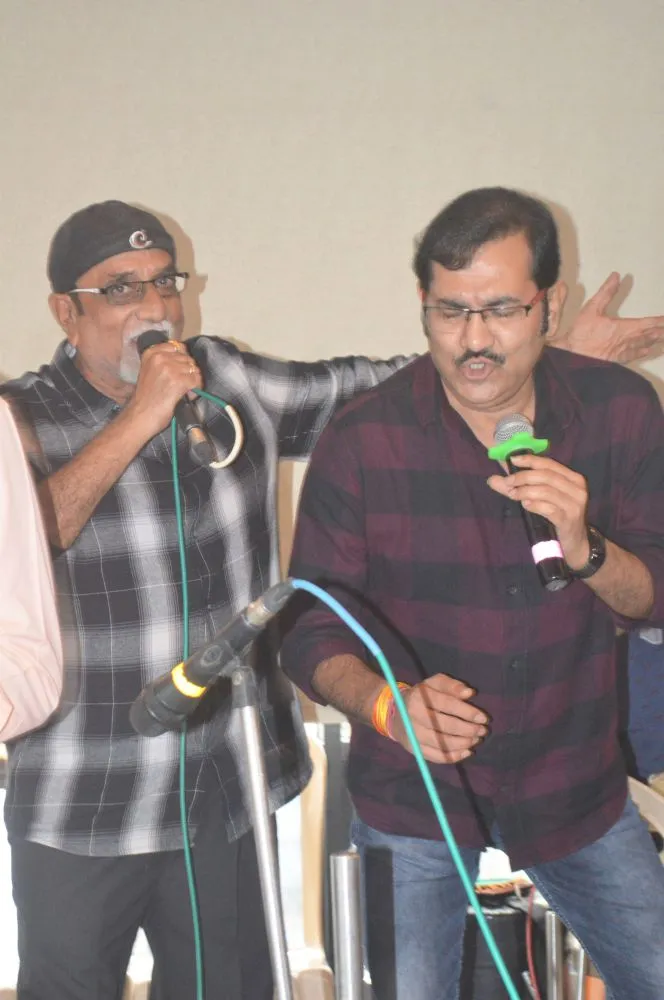 Rajendra Gadhavi, Sudesh Bhosale