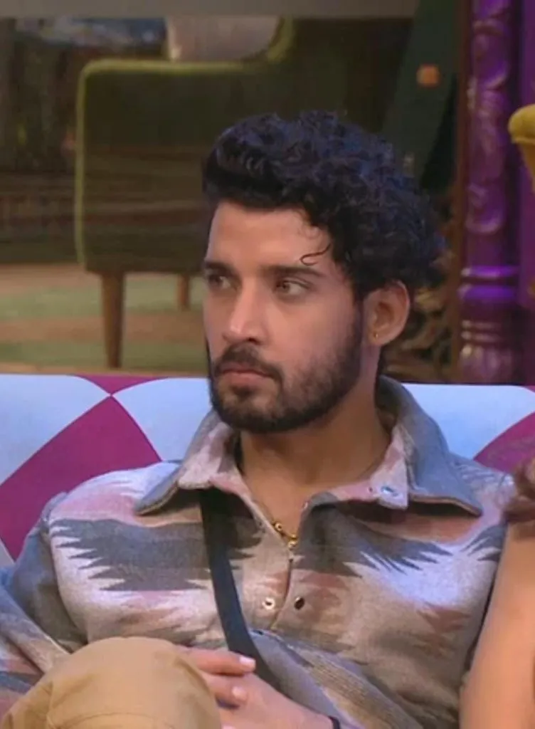 Gautam Singh Vig adds one more feather to his cap as he becomes the new captain of the Bigg Boss House! (4)