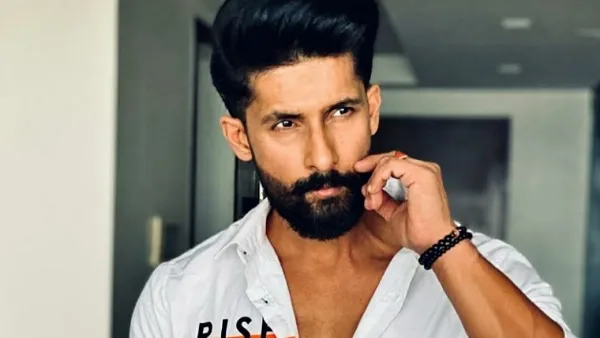 Ravie Dubey (8)