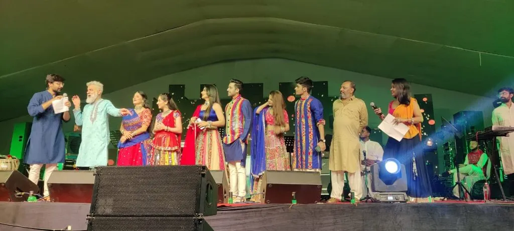 Sony SAB’s Pushpa Impossible Team visit Ahmedabad for Navaratri festivities (5)