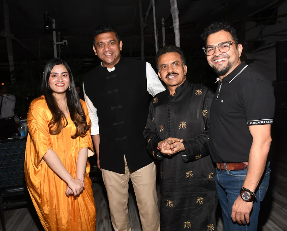 010. Shivani Nirupam with Aslam Shaikh, and Sanjay Nirupam at Sanjay Nirupam's Diwali Party DSC_6937