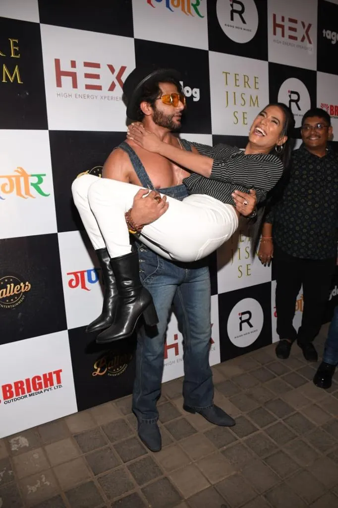3 - Karanvir Bohra And Poonam Pandey