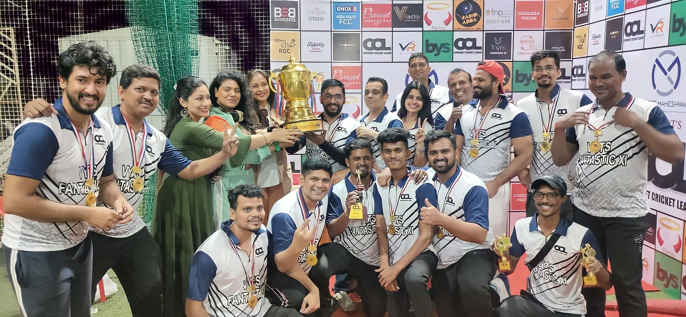 Celebrities with the winning team
