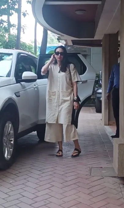 KARISHMA KAPOOR 