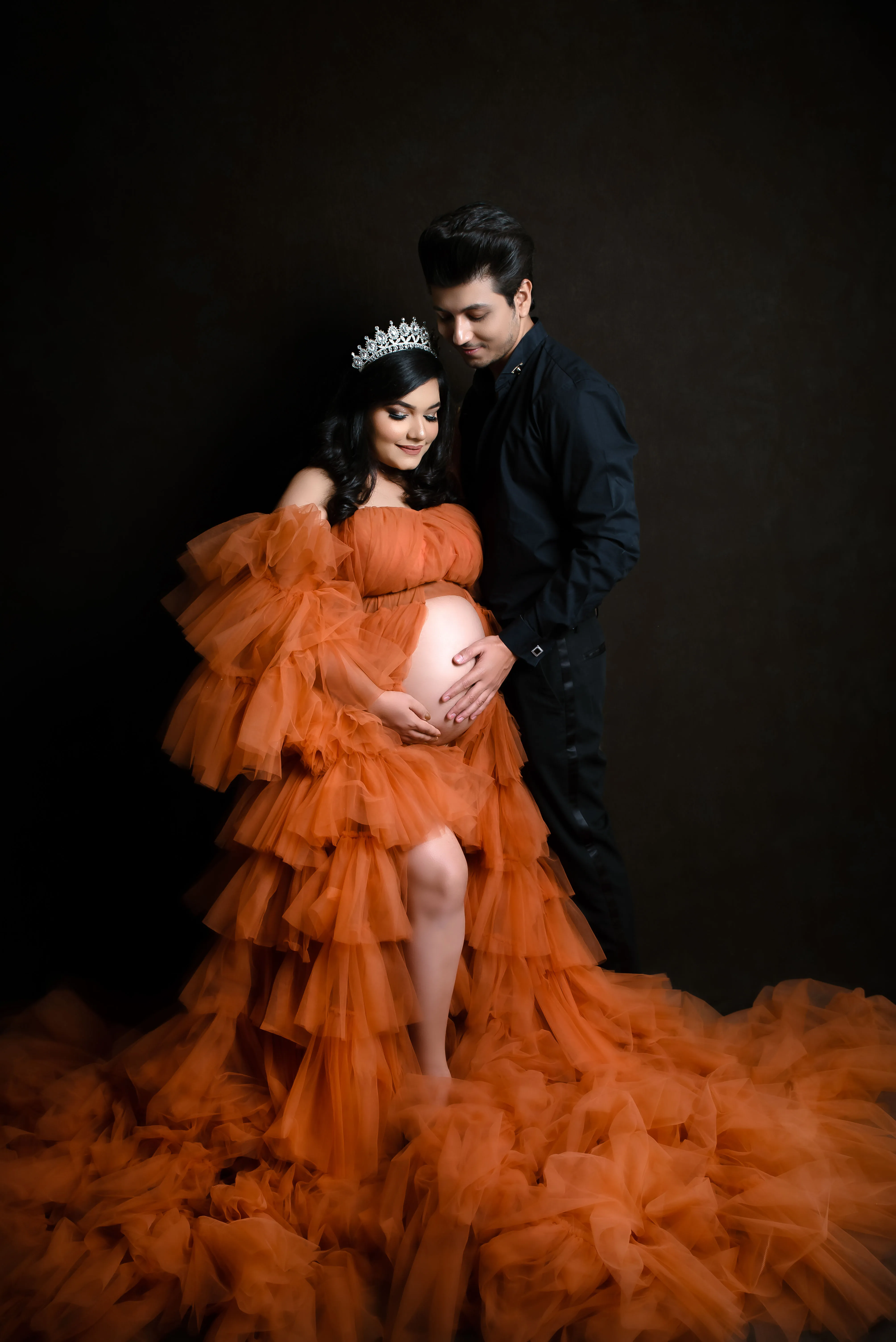 Karan Pahwa and his wife (3)