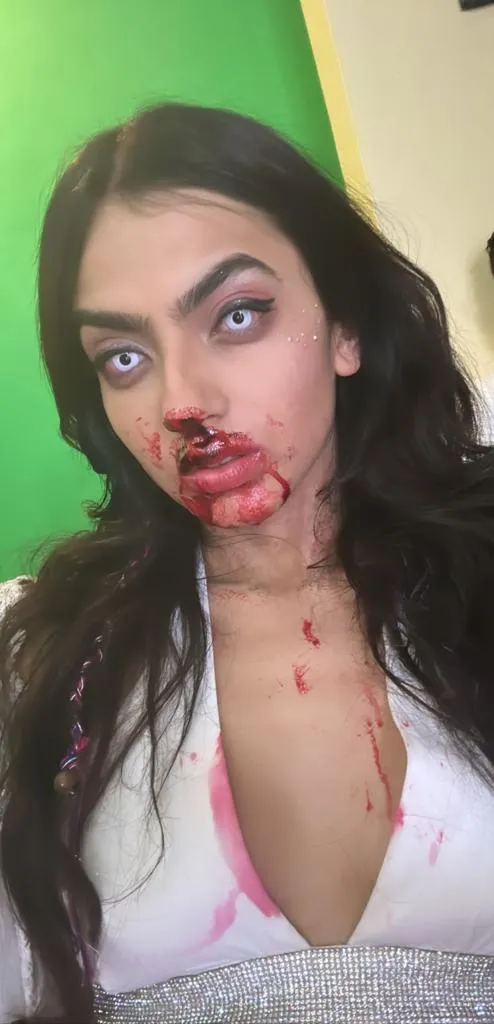 Kashika Kapoor in Zoombie look